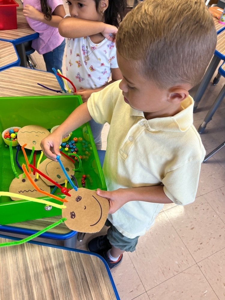 vedder_g's tweet photo. Fine motor activities are a big part of UPK. Here are a few highlights of how are students work on their skills. https://t.co/Uvulenv1mY
