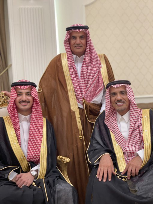 banderalbadr1's tweet photo. تشرفت الليلة بمشاركة عائلة المسعر زواج ابنهم مشعل. 
أحر التهاني وأجمل التبريكات لعائلة المسعر بمناسبة زواج الشاب مشعل بن مسعر المسعر على كريمة عبدالمحسن بن محمد المسعر. فبارك الله لهما وبارك عليهما وجمع بينهما في خير. https://t.co/c8lzNnvaaq