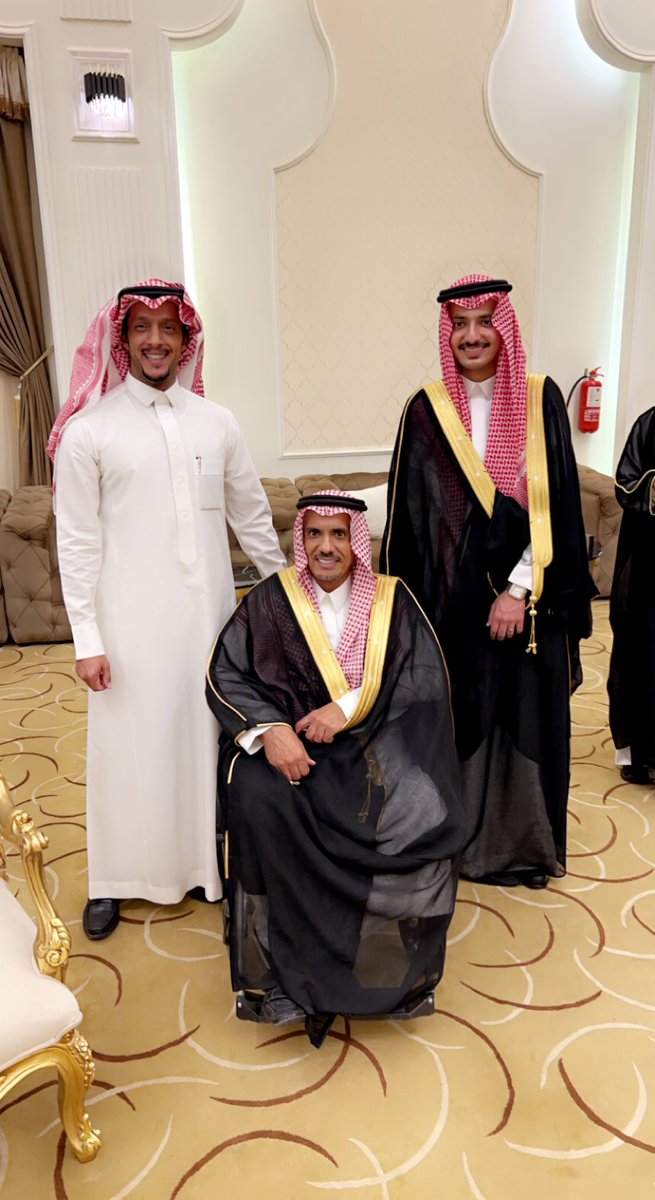 banderalbadr1's tweet photo. تشرفت الليلة بمشاركة عائلة المسعر زواج ابنهم مشعل. 
أحر التهاني وأجمل التبريكات لعائلة المسعر بمناسبة زواج الشاب مشعل بن مسعر المسعر على كريمة عبدالمحسن بن محمد المسعر. فبارك الله لهما وبارك عليهما وجمع بينهما في خير. https://t.co/c8lzNnvaaq