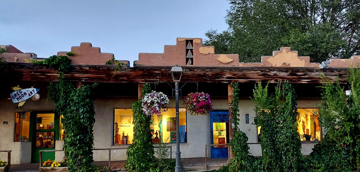 Day 4: heading towards #Taos, I drove past high desert, flat dry plains, lush green forests, and even huge Abiquiu Lake. Then on to the amazing collections at the Millicent Rogers Museum, the Taos Pueblo, & the lovely Inn on La Loma Plaza #travelwriter #travelauthor #amwriting