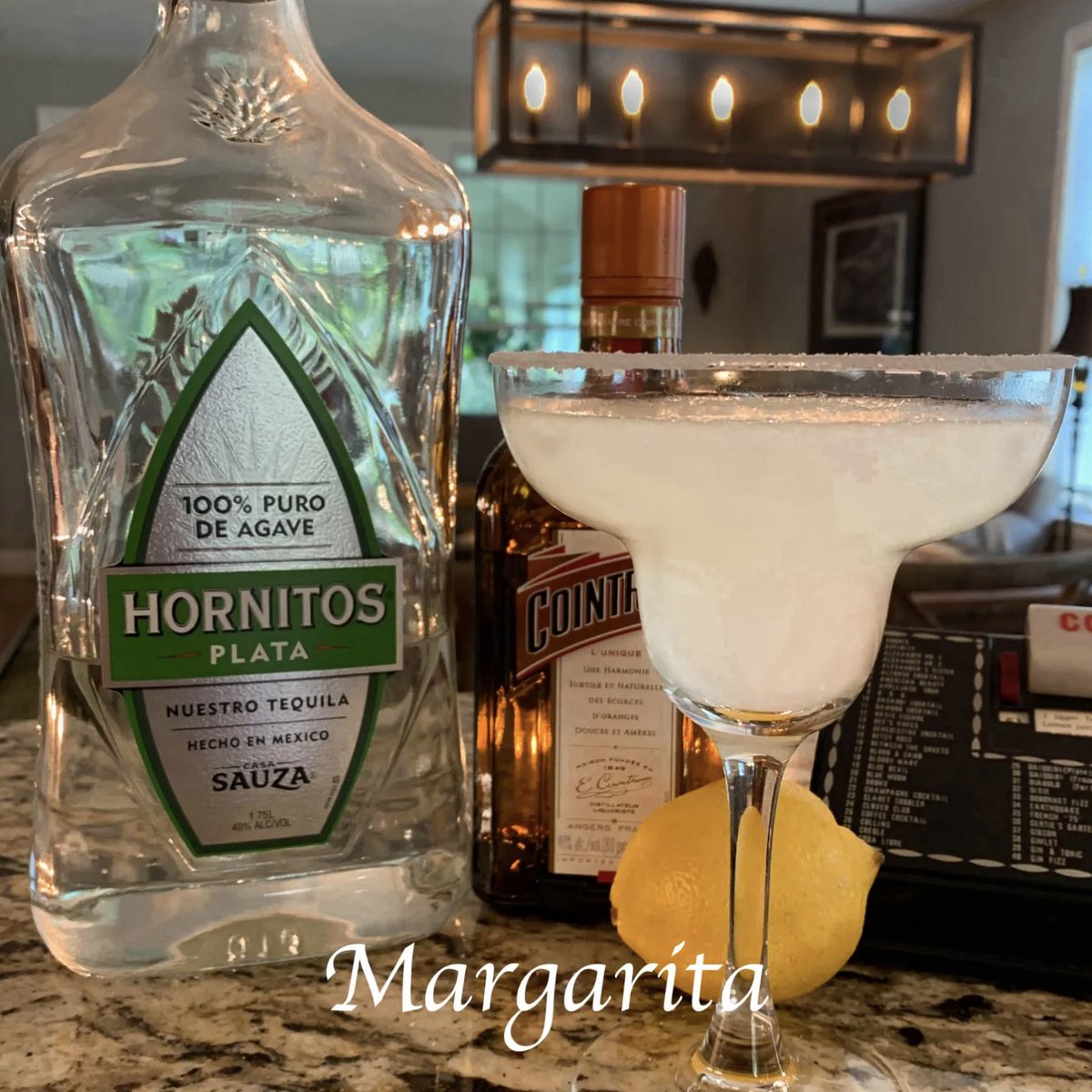 Searchin' for my long-lost shaker of salt... today's #cocktail is the Margarita. 🦜 🍸cooladventures.com/2022/09/20/mar… #80cocktails80days