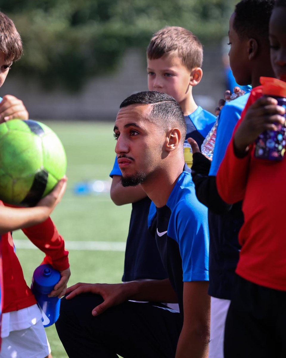 🔵🔴Nouvelle Saison, Nouvelle Dynamique,
Nouvelles tenues 🚀🔥#pafc #nike #yard #urbansoccer