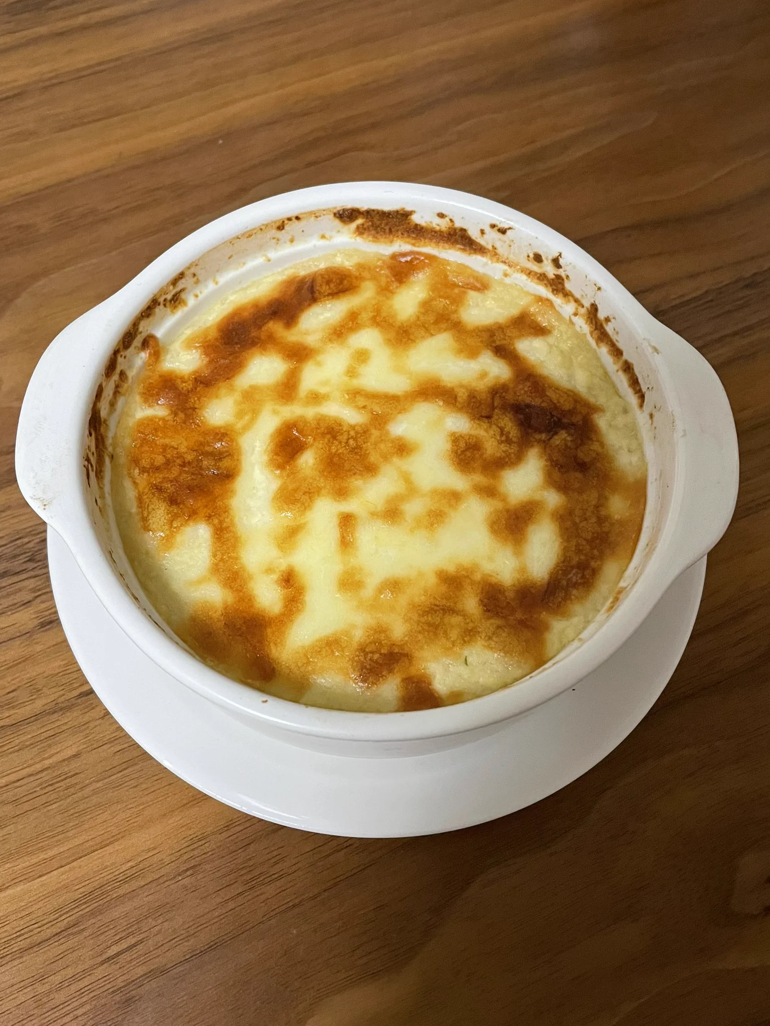 豆腐とスープの素とチーズのみのシンプルver.ですが、普通に美味しかった😋
これのキムチverもやってみよ。
オートミールは試したことがないので怖くて入れなかったけど、買ってみようかな…。  