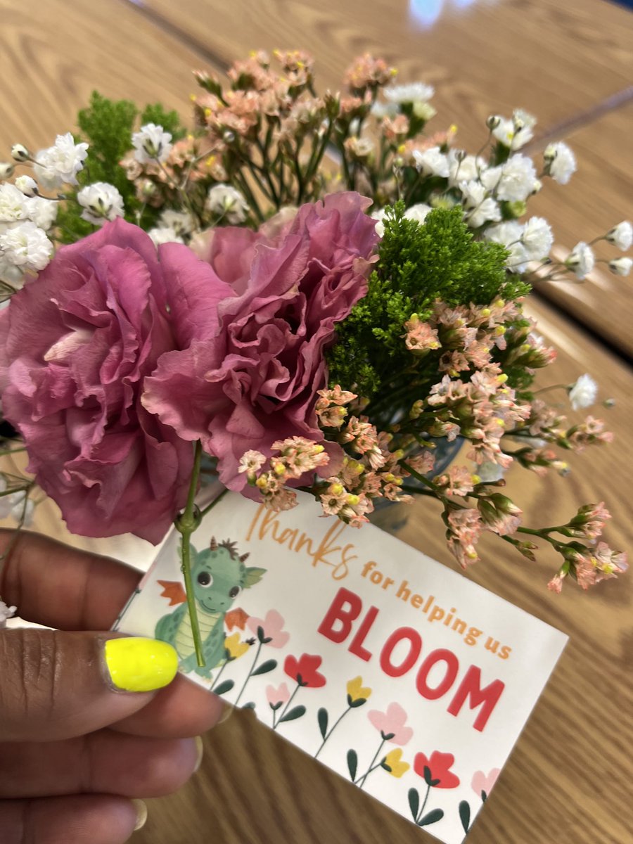 Radiah Marie Smith (@radiahsmithedu) on Twitter photo The highlight of my day! ๐ท๐น๐ป Thank you โฆ<a href="/SPARKpto/">Springdale Park PTO</a>โฉ for always finding creative ways to put a smile on โฆ<a href="/APS_SPARK/">Springdale Park</a>โฉ faces! The highlight of my day! ๐ท๐น๐ป Thank you โฆ<a href="/SPARKpto/">Springdale Park PTO</a>โฉ for always finding creative ways to put a smile on โฆ<a href="/APS_SPARK/">Springdale Park</a>โฉ faces!
