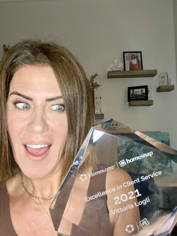 vittorialogli's tweet photo. Thank you for the recognition! π @HomesDotCom
@Homesnap
"Tens of thousands of Realtors competed, and Vittoria came out on top and provided exemplary service to your clients & a five-star agent. "
#ProPlusAwards #vittorialogli https://t.co/f2FKhOU1jP