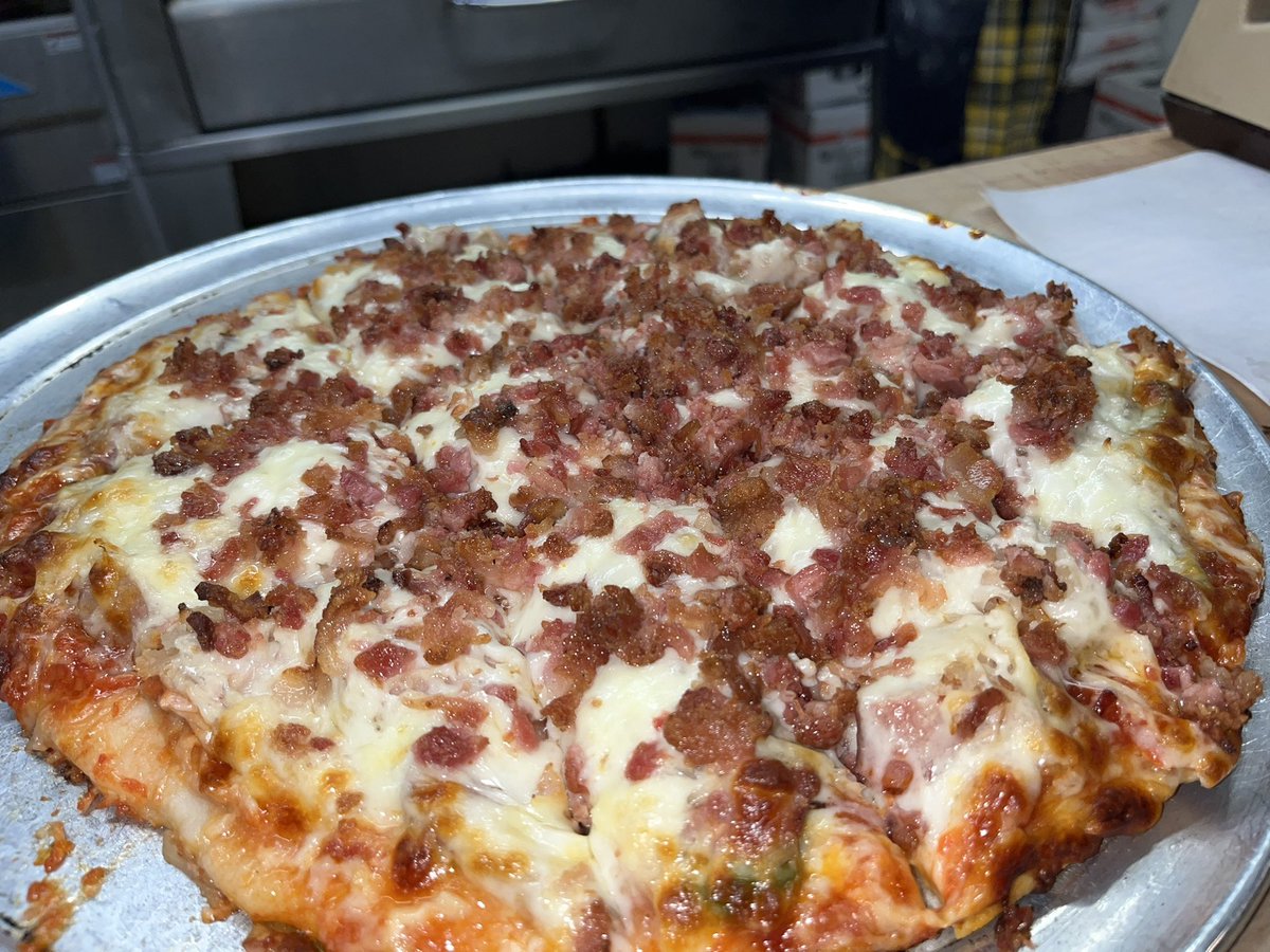 BuddesPizza's tweet photo. Buddes Oktoberfest Pizza:
Brats, Sausages, Onions, Green, Sauerkraut, Mozzarella Cheese &amp; topped with Bacon Crumbles… yeah it’s that good.
☎️(309-343-3502 https://t.co/3l4WYADyUk