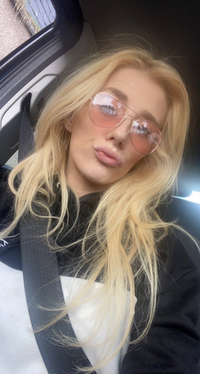 laurawhytex's tweet photo. Best of both βπ» Linkinbio #onlyfansgirl #onlyfans #onlyfan #bella #itsbella #goUP https://t.co/499wMl2JR0