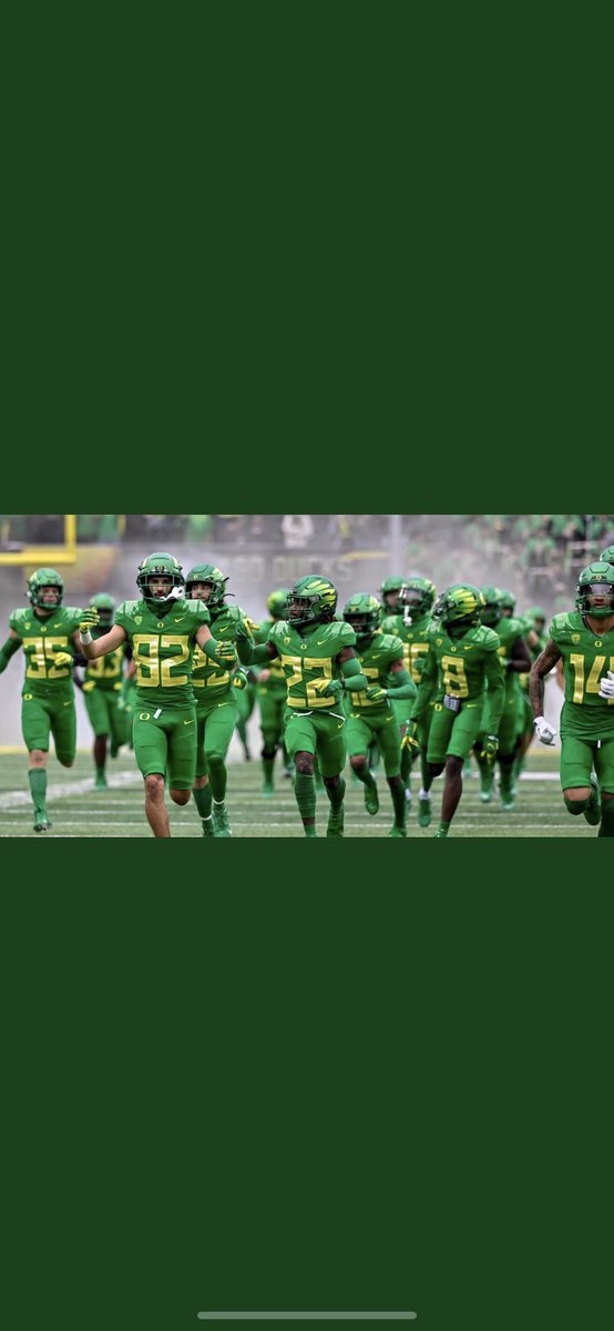 ArionCarter's tweet photo. I am extremely blessed to receive an  Offer from The University Of Oregon!!🦆 #AGTG @oregonfootball @Locklyn33 @d1highlights @smyrnafootball @TNSelect7V7 https://t.co/dtURJhL3DW