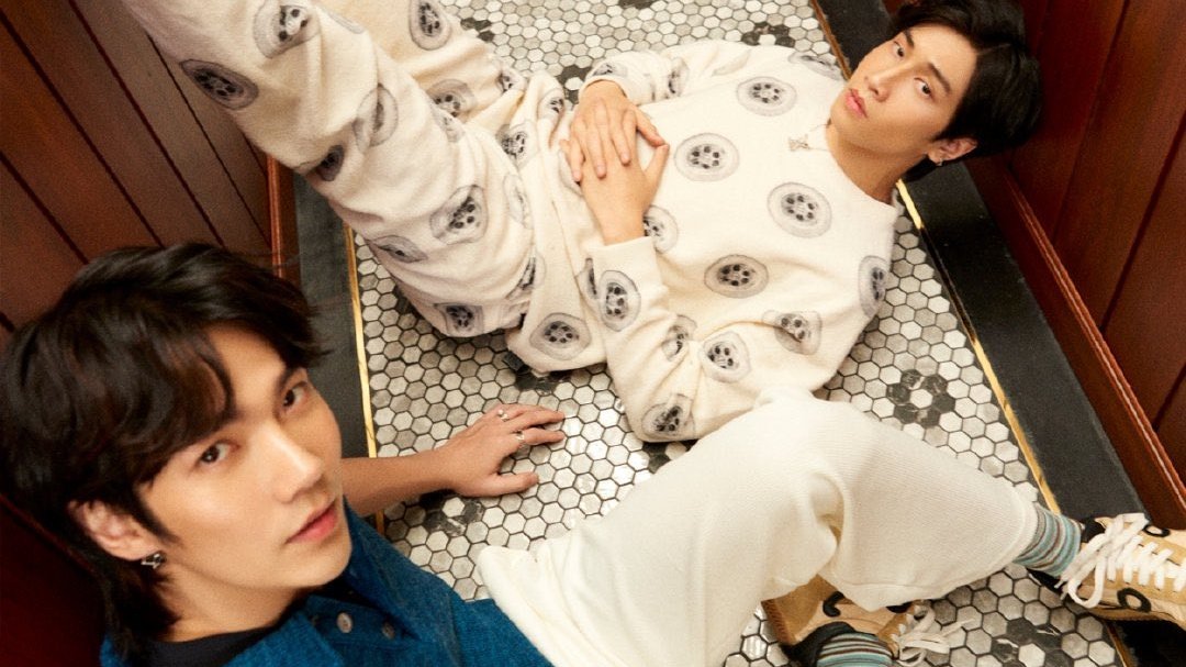 officaly my favorite magazine photoshoot since deling..
