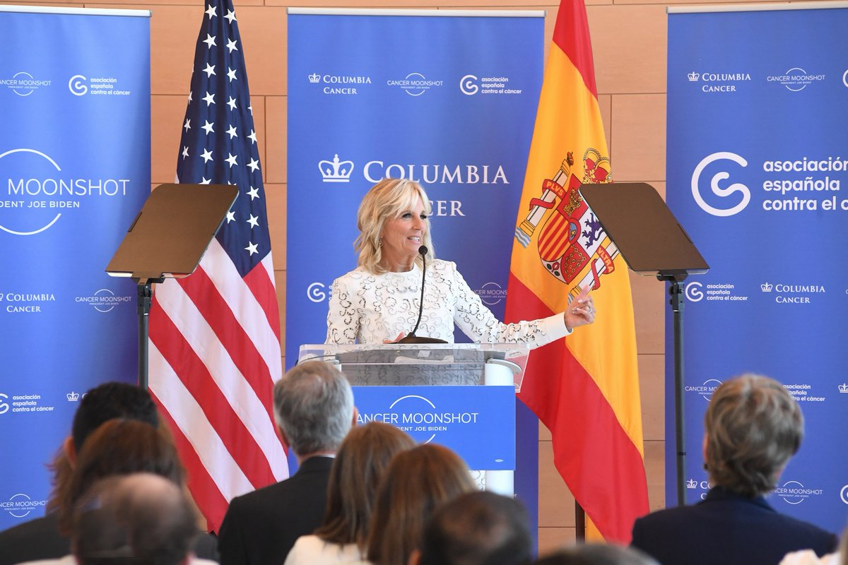 Read the full recap here of Columbia Cancer's visit with @FLOTUS and Queen Letizia of Spain. Together, the First Lady and Queen Letizia celebrated Columbia’s strides in addressing health inequities and forward-thinking cancer research: cancer.columbia.edu/news/first-lad…