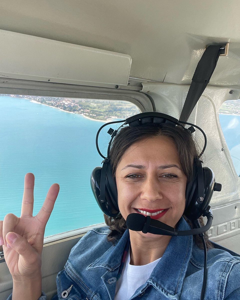 Nadashehaj's tweet photo. Flying….His first pilot license 🧑‍✈️@alsionhaxhiaj #lagodigardaofficial #sirmionedelgarda #airplanelovers #flyinghighinthesky #italy🇮🇹 #cantor #airline✈️✈️ https://t.co/2QYpmjMUTj