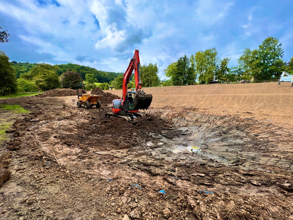 _JoelAshton's tweet photo. The latest (and largest of 2022) #wildlifepond is coming along nicely in #Derbyshire. Even had a female #SouthernHawker #Dragonfly flying over the hole already! Looking forward to lining it tomorrow. The #wildflower amphitheatre is now almost complete too. #meadowmaker #meadow https://t.co/hRTKGdzu5Q