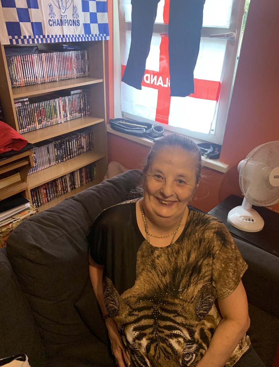 kelli  packham tweet media