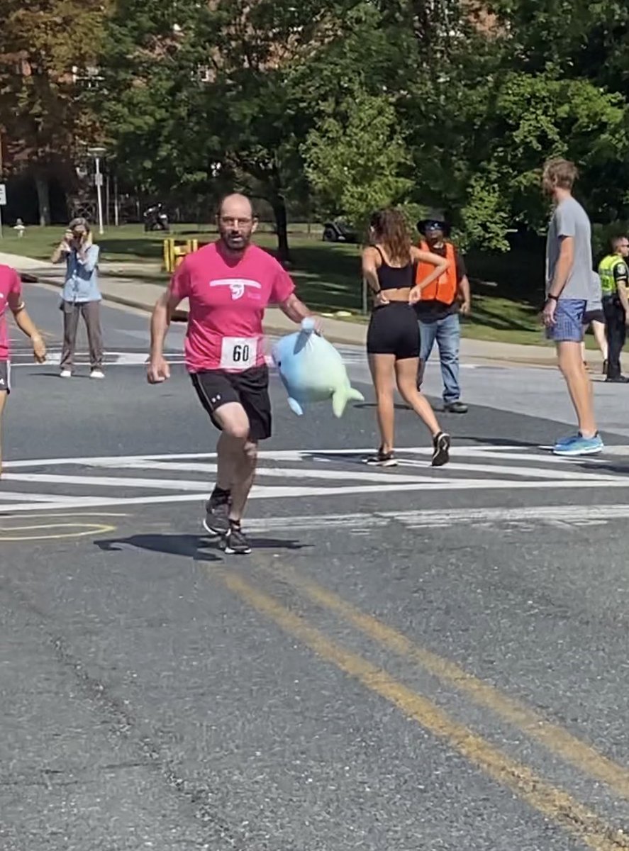 NASH_and_coffee's tweet photo. The Steato-Hepatitis And Running Klub (SHARK) team from the @NIDDKgov #RotmanLab aced* the @NIH relay race today, shark in hand!

* finished**
** barely

@VickyNewStart 
(Photo credit @TimGreten) https://t.co/HptFpQvk4m
