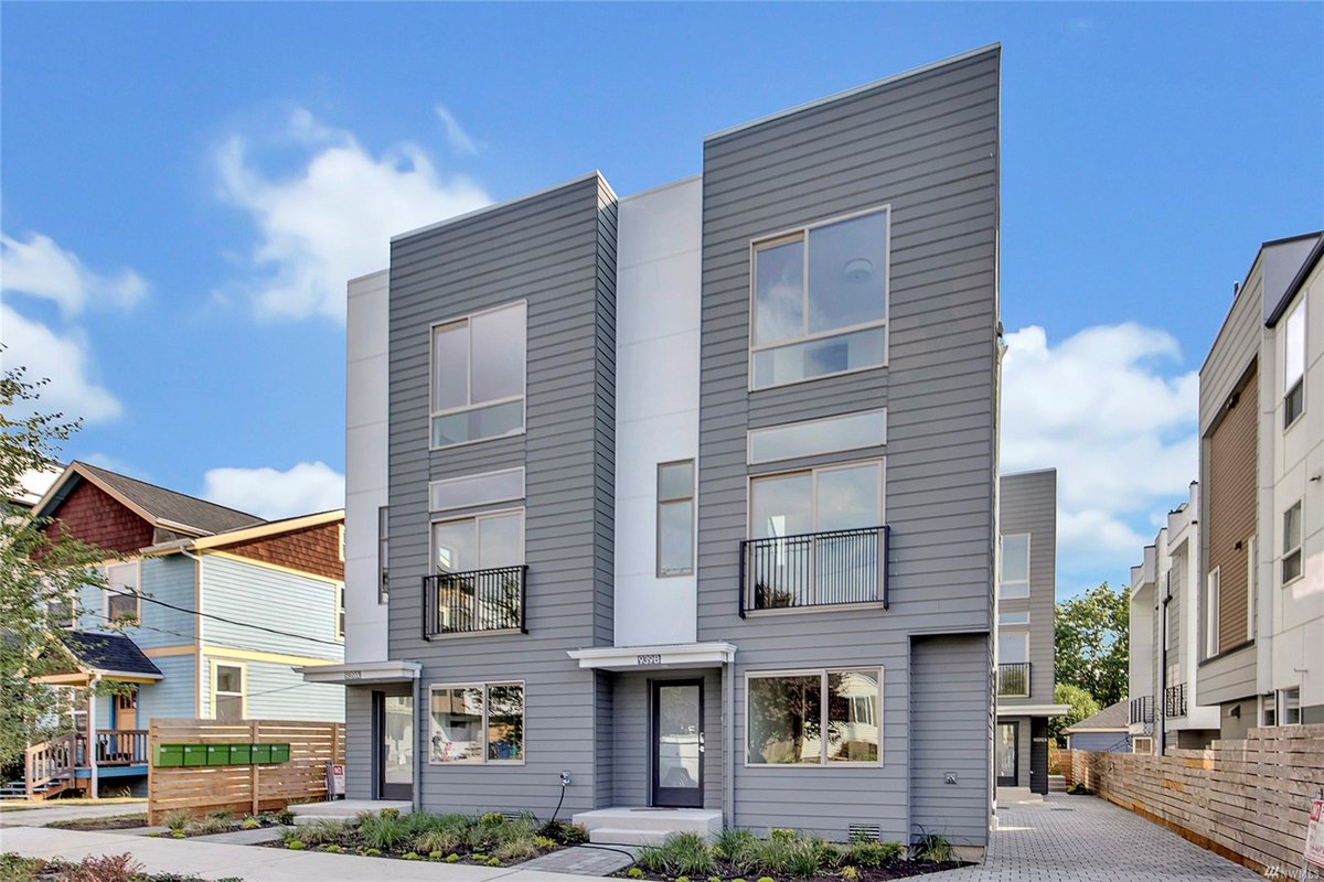 JLS_Seattle_NE's tweet photo. ✨NEW LISTING AND OPEN HOUSE ALERT✨

🏠 939 A NW 56th St, Seattle, WA 98107
🏠 3 Beds | 2Baths | 1,220 SqFt
🏠 Offered at $834,900

Learn more about the property at https://t.co/CjRuAxZzlf

Represented by Andy Sather 206-234-4897 https://t.co/T2WfLqX4J7