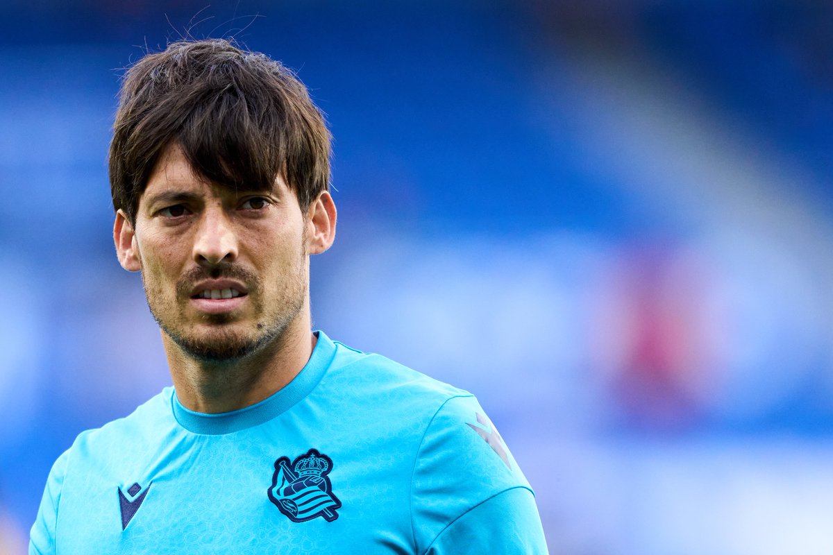 давид сильва футболист манчестер сити. давид сильва футболист. давид сильва 2010. давид сильва. David silva.