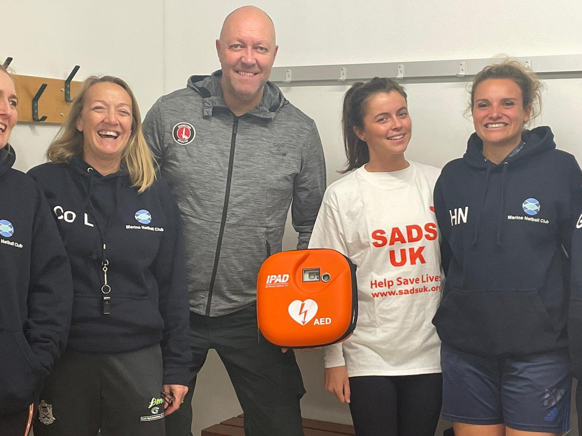 MarineNetball's tweet photo. Thank you to our wonderful club members &amp; @SADSUK for the funding for our new de-fib, refresher training from senior paramedic Mick 💙 https://t.co/fb5mphWHEa