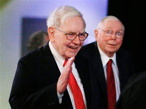 CharlieMunger00's tweet photo. "Think about it. You have all these economists with 160 IQs that spend their life studying it, can you name me one super-wealthy economist that’s ever made money out of securities? NO”🎯

--- Warren Buffett https://t.co/Fqy78aoR0R