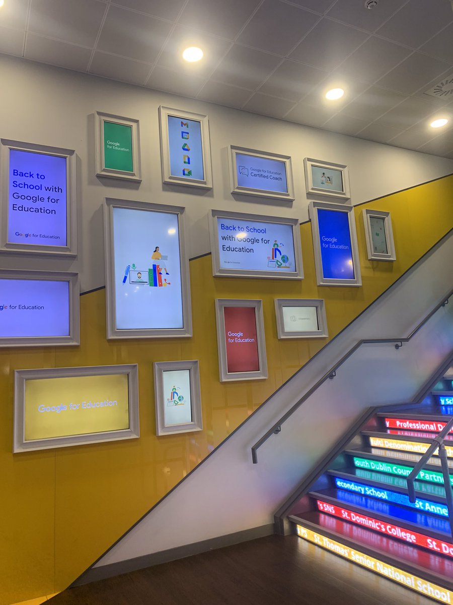 CodingDeptSTJ's tweet image. A very insightful day at back to school with Google 🤩 Learning all about the best use for chrome books and using the workplace for creativity and accessibility 💻📱 @stjosephsrush @GoogleForEdu