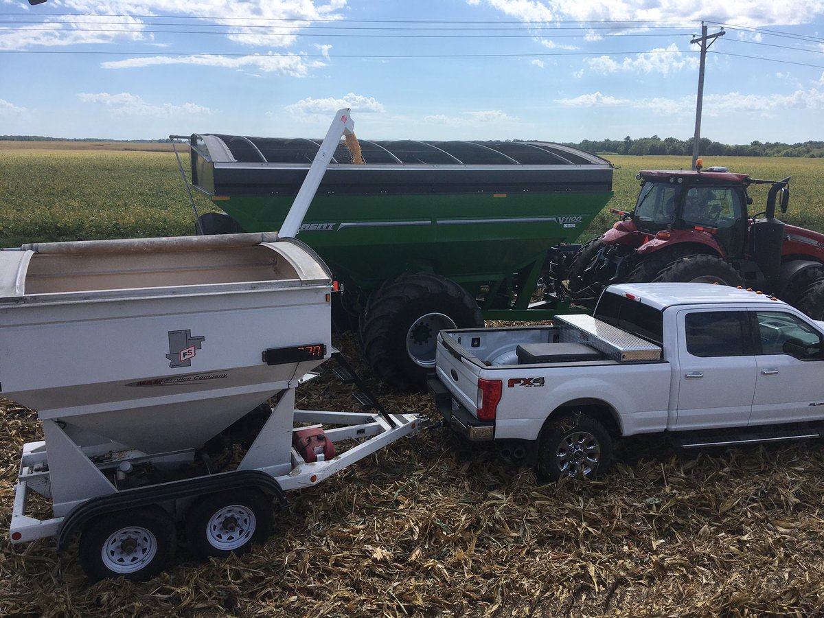 Favorite time of the year! From selling the products to the end result. Dekalb 59-82 doing what it does best…PERFORMING! <a href="/MMServiceFS/">M&M Service Company</a> <a href="/Asgrow_DEKALB/">DEKALB Asgrow Seed</a>