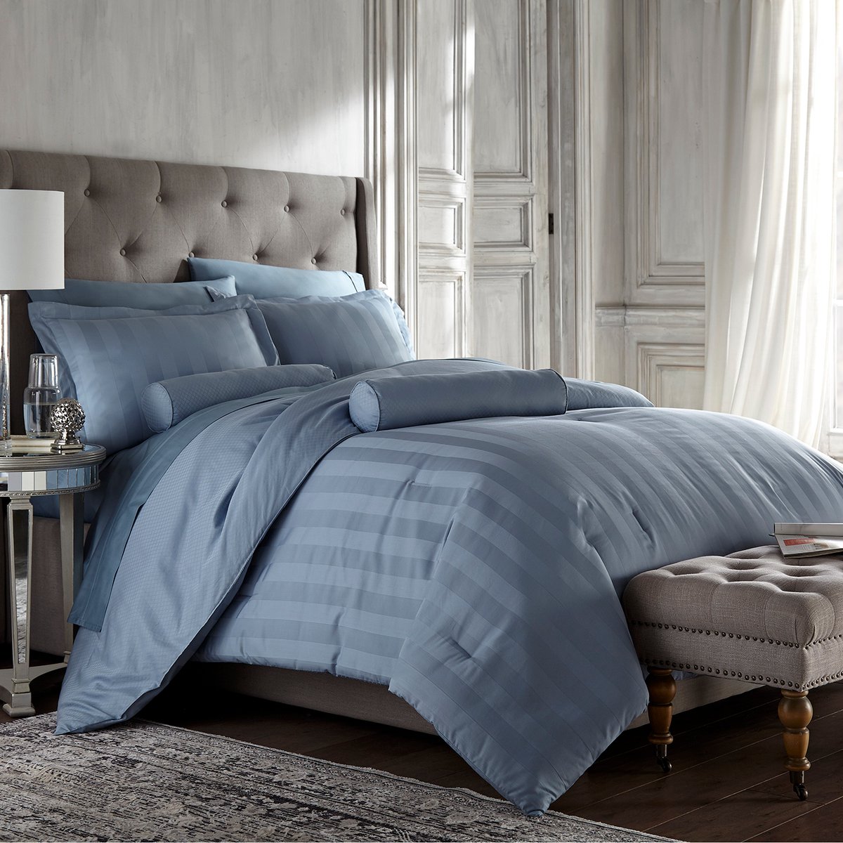 SobelatHome's tweet photo. ⁠50% OFF ⚡️ 72HR FLASH SALE⁠

Now on Sale: Reversible Diamond Stripe 5-piece Luxury Suite Bedding Collection.

USE CODE: LUXE50 at checkout
⁠
https://t.co/Us0IGS9rxv
⁠
 #pillowlove #bedcollection #starwars #disneyresorts #luxurybedding #flashsale #sale        ⁠ https://t.co/oJYTgXZaTV