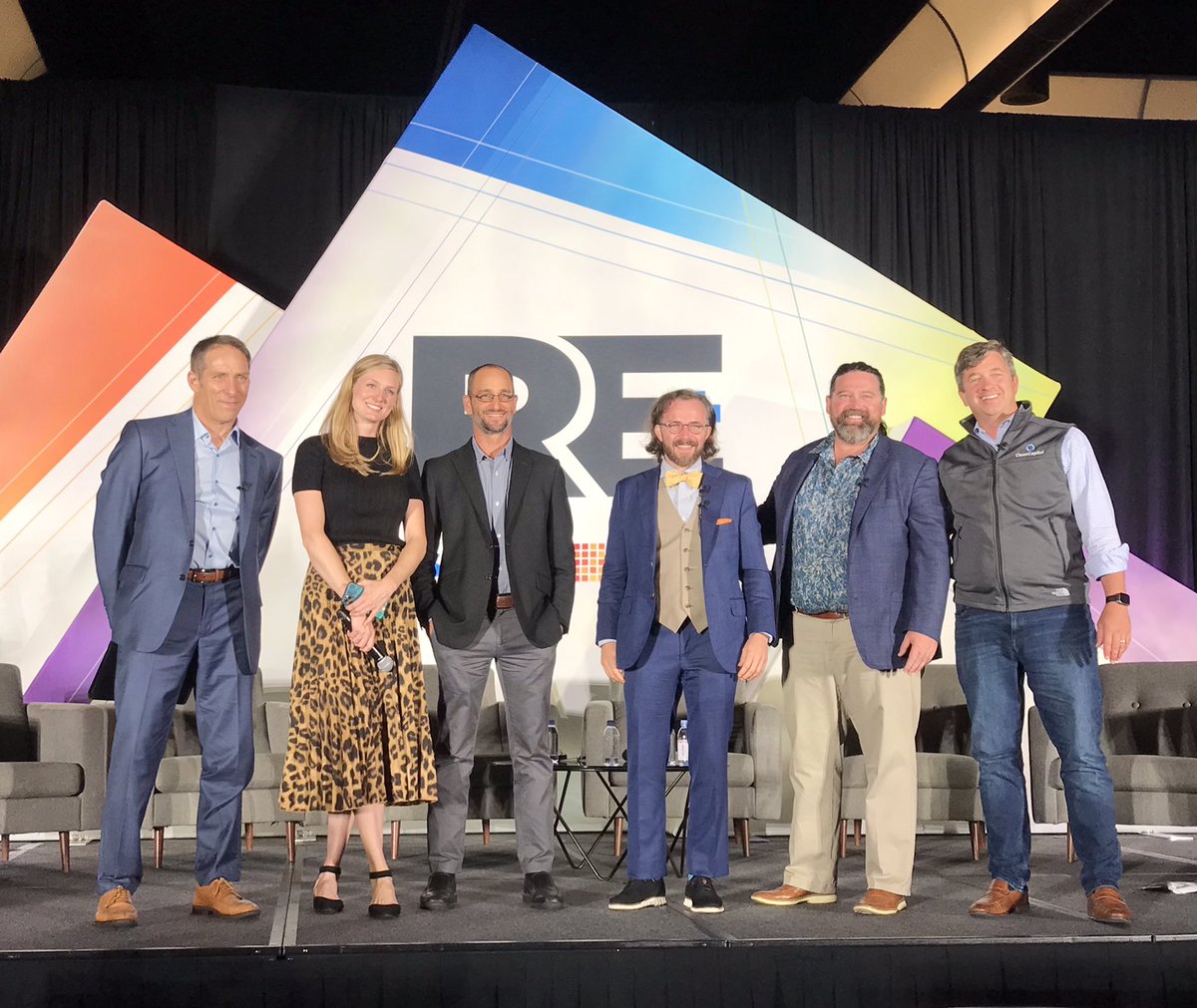 Live-and-in-person: Great cleantech editors/podcasters roundtable at <a href="/REPlusEvents/">RE+ Events</a>, courtesy of <a href="/Tigercomm/">Tigercomm</a>. Rich, relevant discussions about key issues &amp; opportunities. Journalists work tirelessly &amp; play critical roles in advancing our clean economy. Tune in &amp; power up. #REplus22