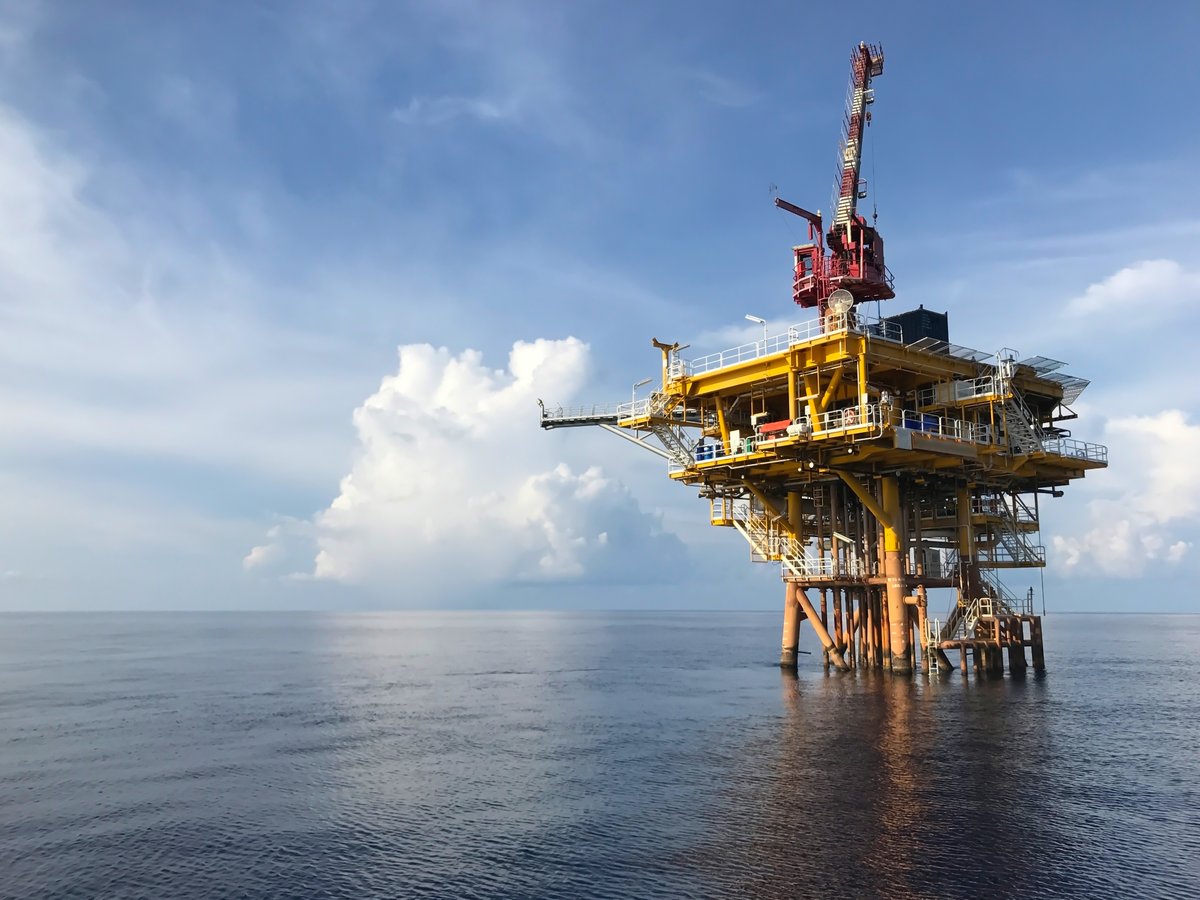 Nearly $190 million in offshore oil lease bids have been approved by the Biden Administration after being rejected by a federal judge nearly a year ago, reports <a href="/AP/">The Associated Press</a> 
#Energy #EnergyNews #Oil

 usenergyupdate.com/biden-administ…