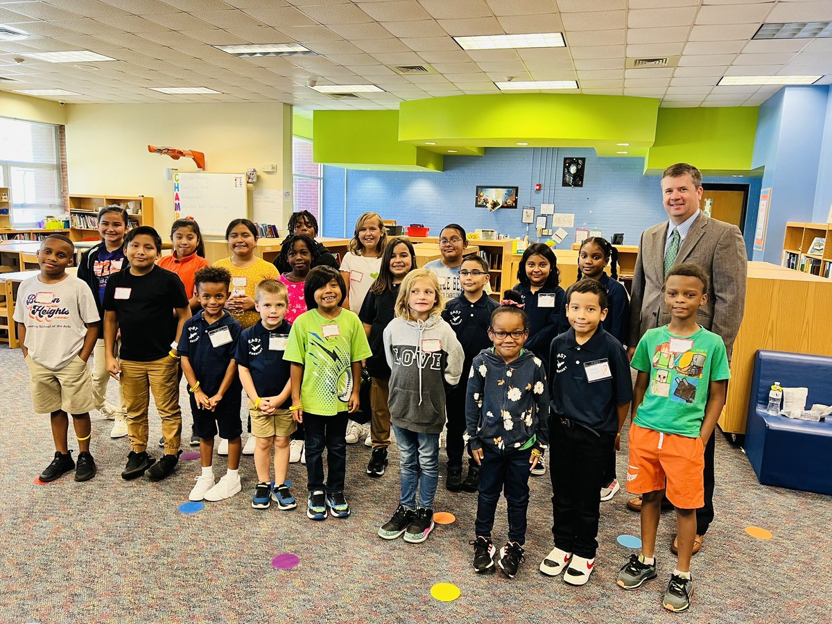 Andrew G. Houlihan tweet media