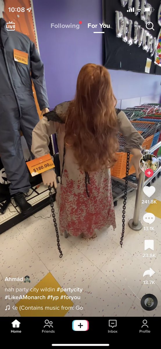 HlGHASHXPE's tweet photo. florence ? https://t.co/5D01yc9GH4