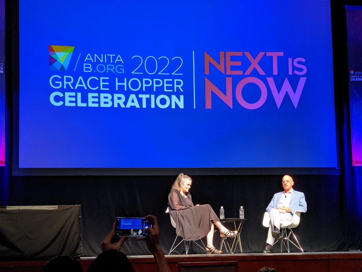 XiaoyunZhu's tweet image. Such an inspirational conversation with Daphne Koller, about what drove her to move from academia to starting Coursera and now a new startup on applying ML to drug discovery. Her emphasis on both societal and personal impacts really resonates. #GHC22 #NetAppWIT @NetAppWIT