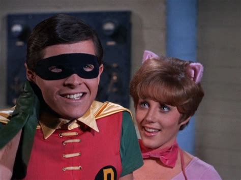 DailyColumbo's tweet image. That Darn Catwoman
Scat! Darn Catwoman

Originally planned to be Julie Newmar's last Catwoman story of the season, this was brought forward to capitalize on the release of guest star Lesley Gore's latest release California Nights, that's right Bat-Fans, THE Lesley Gore
#Batman