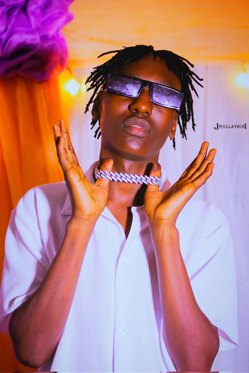 fynboyraja1's tweet photo. New account......iam fynboyraja and am a dancer so support the young generation 💜🇺🇬 https://t.co/wUqaAYn3iQ