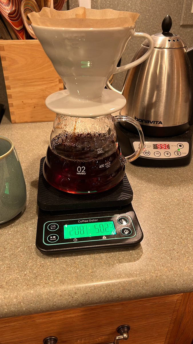PaulSchnake's tweet photo. @Jason_Gooley @Keurig This, plus a good grinder, is really all you need https://t.co/8A4fcdiTjz