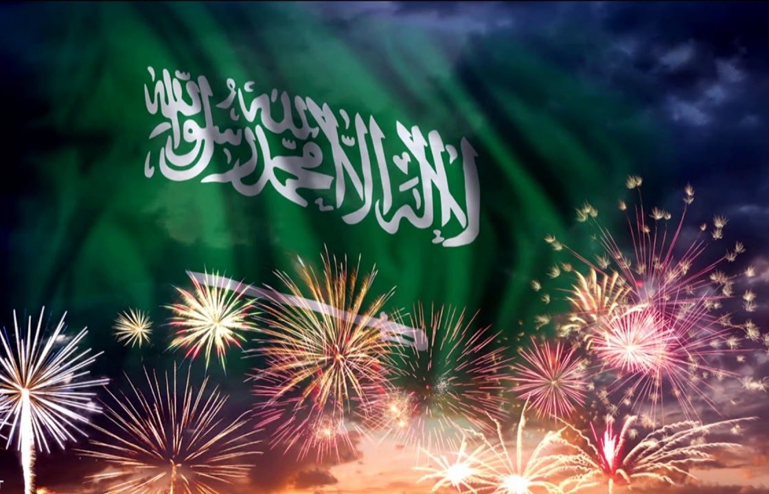 وطن العز يسير بخطوات ثابتة نحو الرؤية.