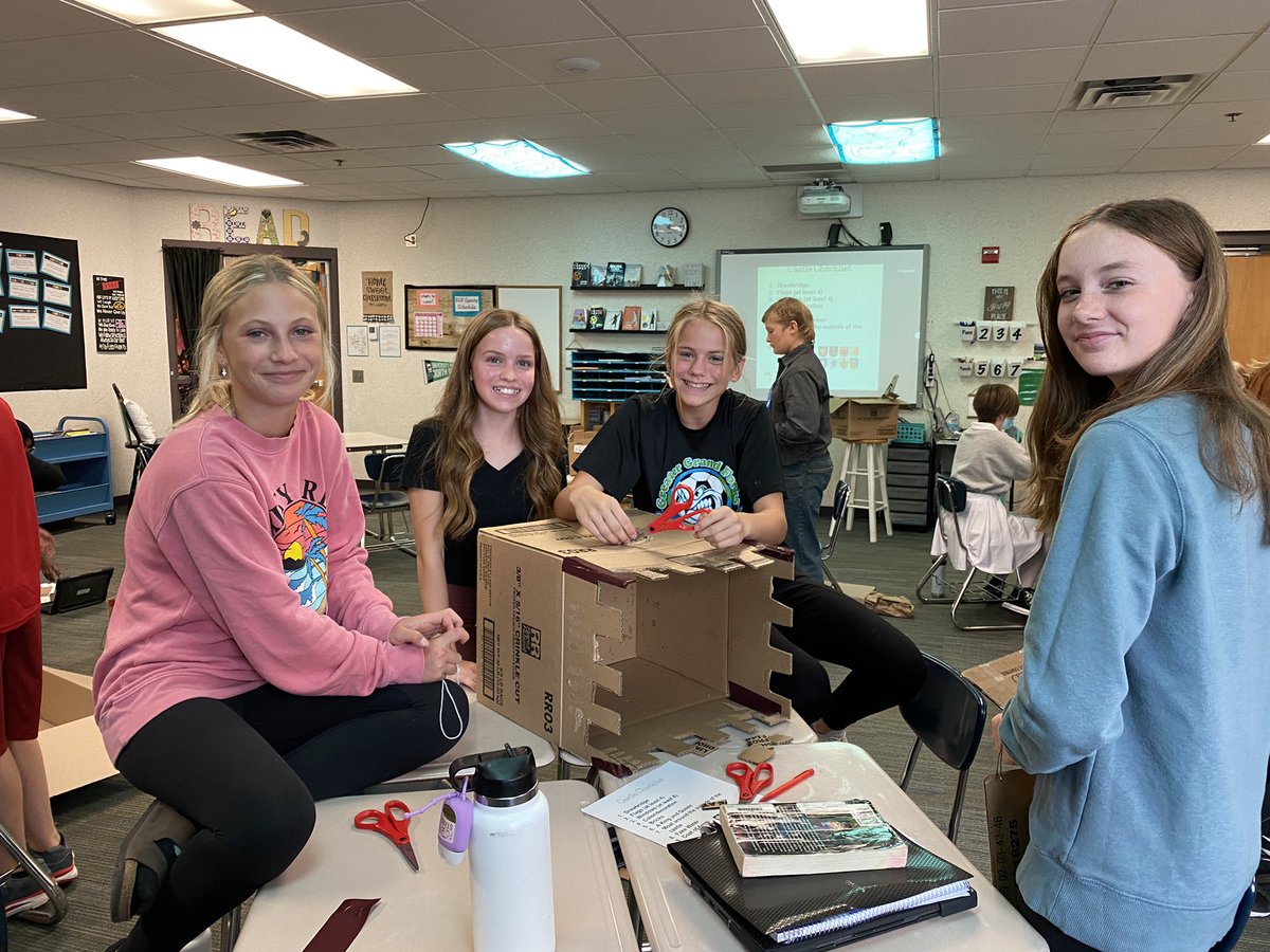 EGFAdamsApples's tweet photo. Creativity at work! #egfcms #cmspride #egfpride https://t.co/7MzNcxg1Yt