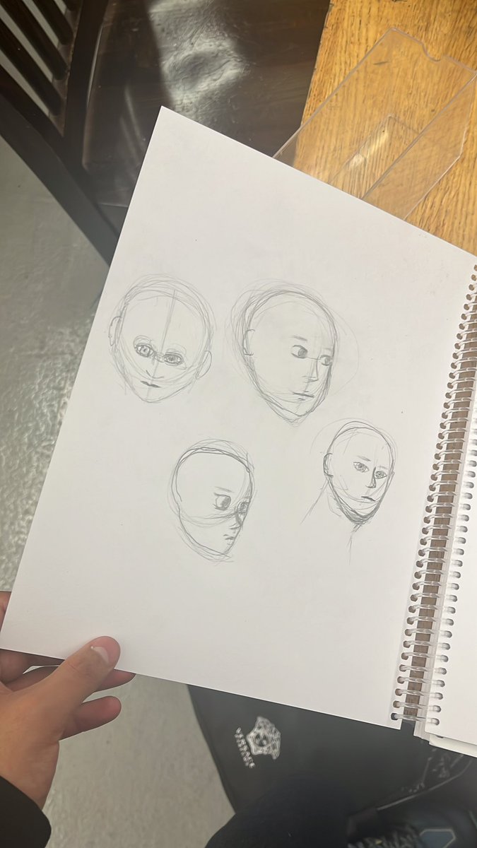 Winged_Box_MTF's tweet image. Hnnn drawing people again DJFLGKDJFKXKXKXHGNDISIV