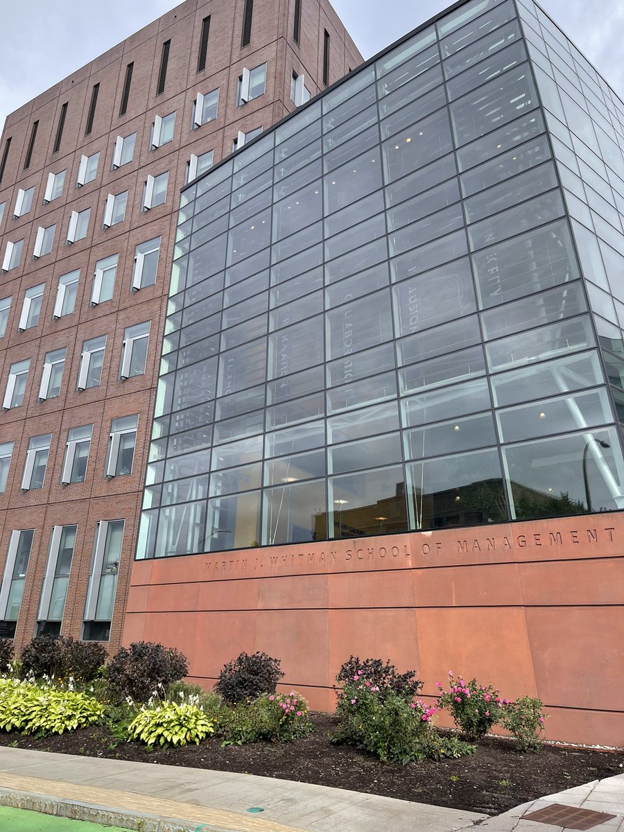 ProfNoble's tweet image. Sabbatical stop #3 was a fantastic 10 days at the Whitman School at Syracuse University, one of the most important sources of innovation research over many years.  Thanks to S.P. Raj and the faculty and students for their hospitality and for sharing their great work! #JPIM