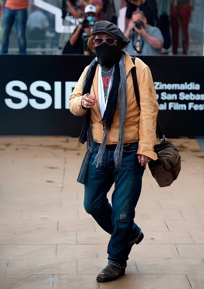 ReemDepp's tweet photo. Johnny Depp - #ssiff2020 (📸 Ander Gillenea) https://t.co/VhvRUNOUsI