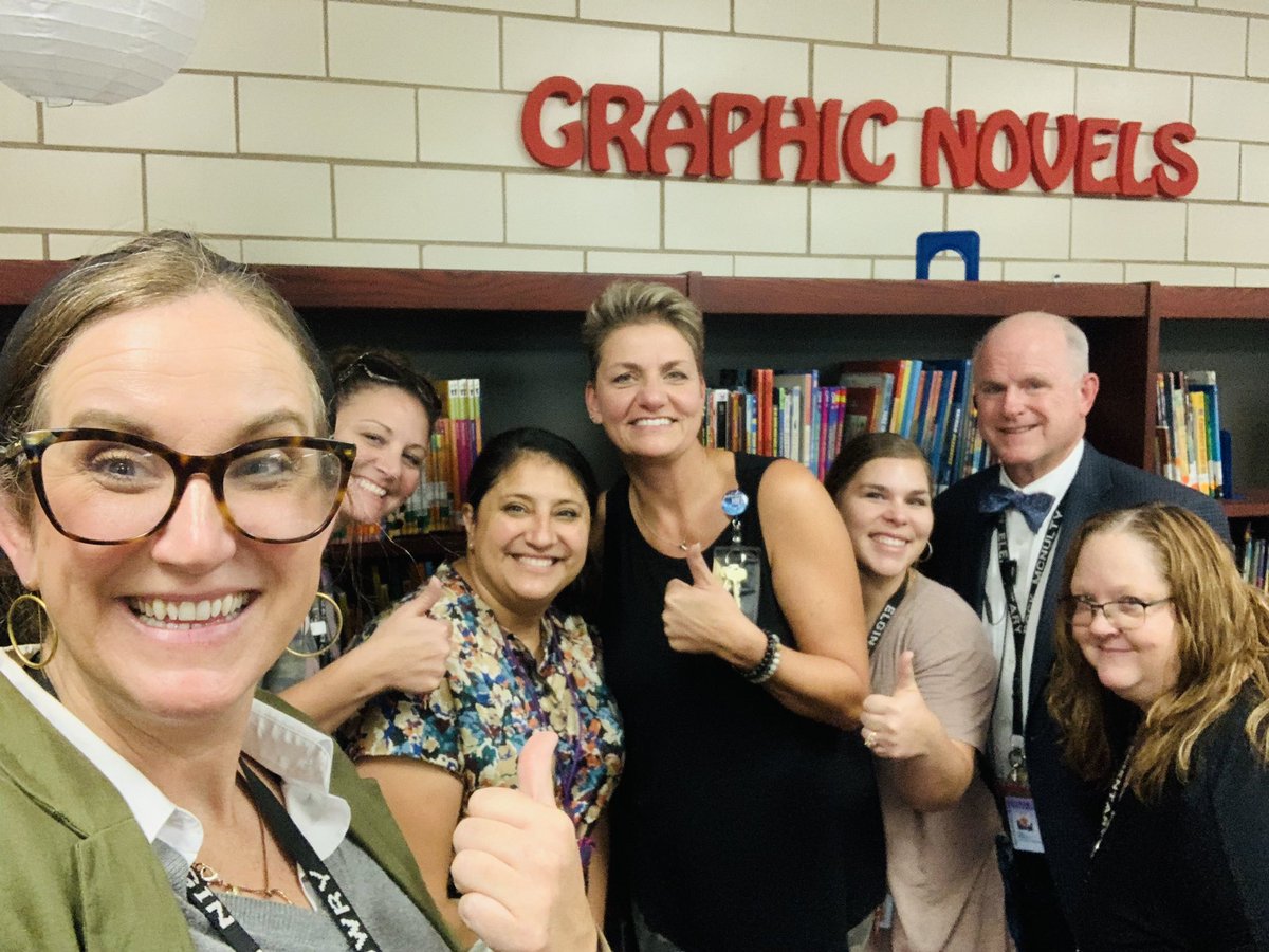 principalHowry's tweet photo. Workshop Wednesday at EES Conversational Spanish led by Elgin Bilingual Department’s Señora Garza! Muchas gracias maestra. @ElginBilingual @ElginTxISD @ELGINISD_EE #learnandgrow #OTOTOF https://t.co/mCozYeXDJ1