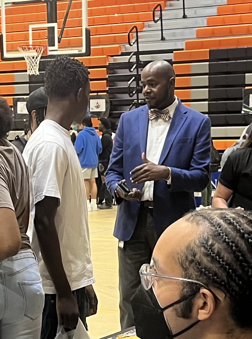 Today's VVUSD HBCU College Recruitment Fair was a huge success! Thank you Mr. Q. Willis <a href="/VV_AFAMSUCCESS/">VVUSD African American Success Initiatives</a> for doing this for our community - You are awesome! Can't even begin to count the number of lives you made a difference in today!🎓🎓🎓