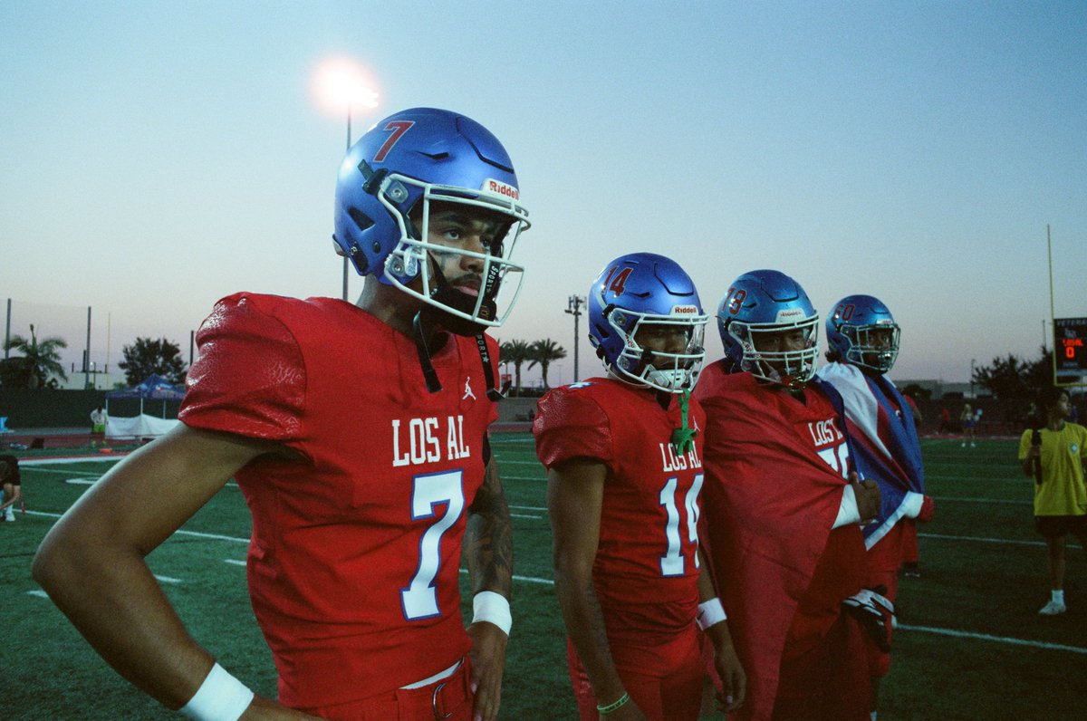 Football Recruit. tweet media