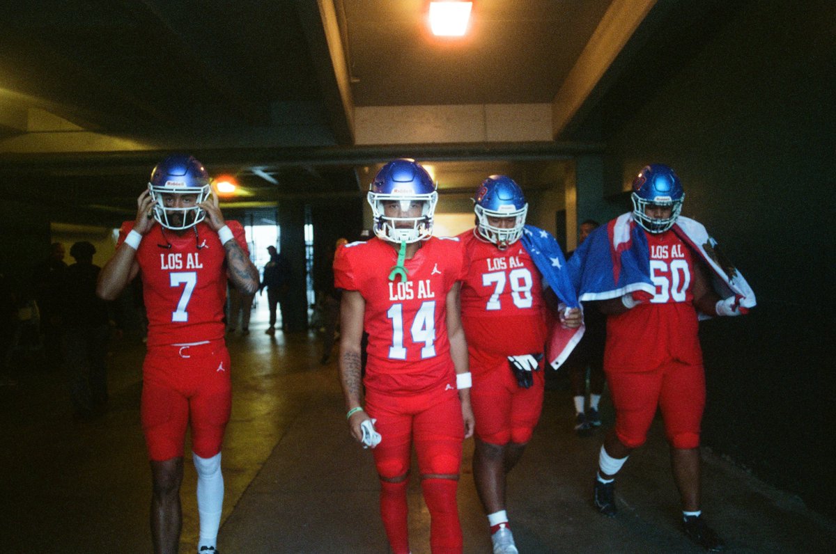 Football Recruit. tweet media