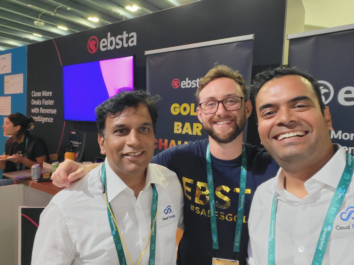 cloudanalogy's tweet photo. It was a Pleasure Meeting with Oliver Bailey from @ebstahq in #Dreamforce22
#CloudAnaogy #Dreamforce22 #CAtDreamforce22 #DreamCloud22 #Salesforce #DF22 https://t.co/YvMKRLg8Kp