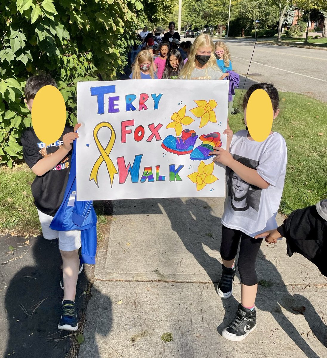 mrsdaoust's tweet photo. We had a beautiful day for our Terry Fox Walk. https://t.co/Xjy2FoPZiB
