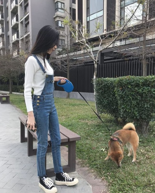 Ruby18038516's tweet image. Life is never easy. When you think it is easy, someone must be taking your share for you, either your parents or your future self.