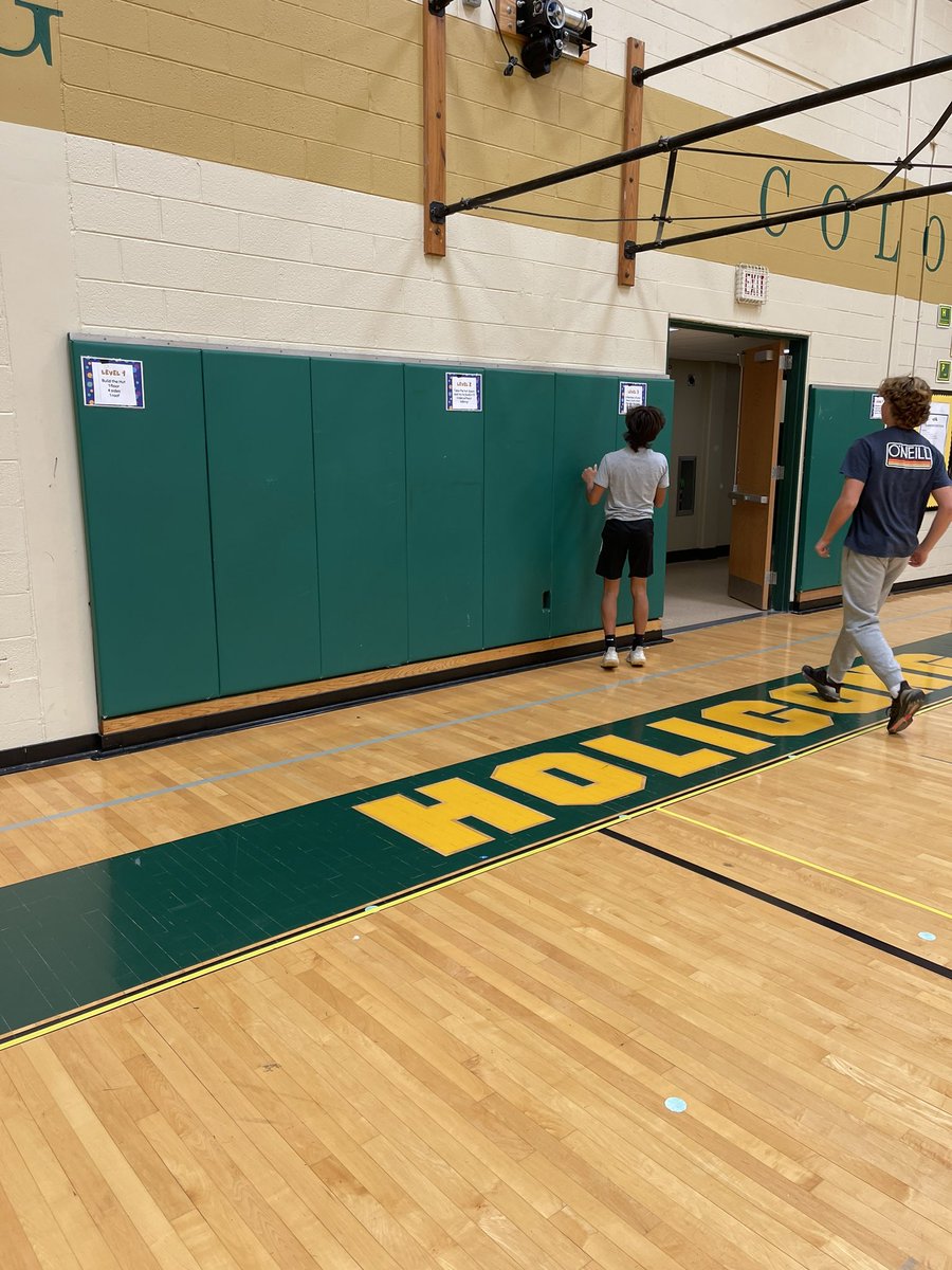 HolicongHPE's tweet photo. 9th graders in @MissBauerHPE class started their Cooperative Games unit! Thanks to @GVESPhysicalEd for the great idea of Hula Hut levels! Days 1 of this unit was a success! https://t.co/AAcztWyqEt