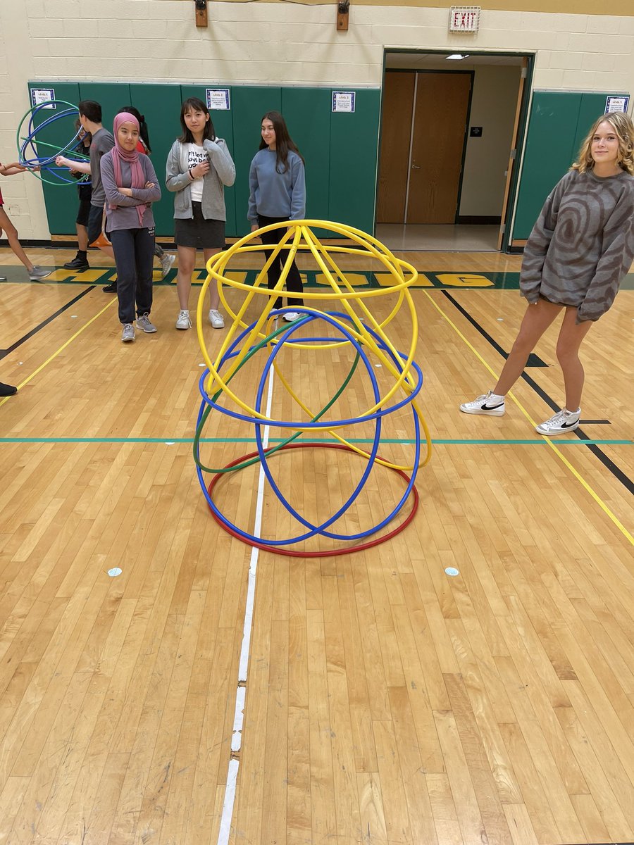 HolicongHPE's tweet photo. 9th graders in @MissBauerHPE class started their Cooperative Games unit! Thanks to @GVESPhysicalEd for the great idea of Hula Hut levels! Days 1 of this unit was a success! https://t.co/AAcztWyqEt