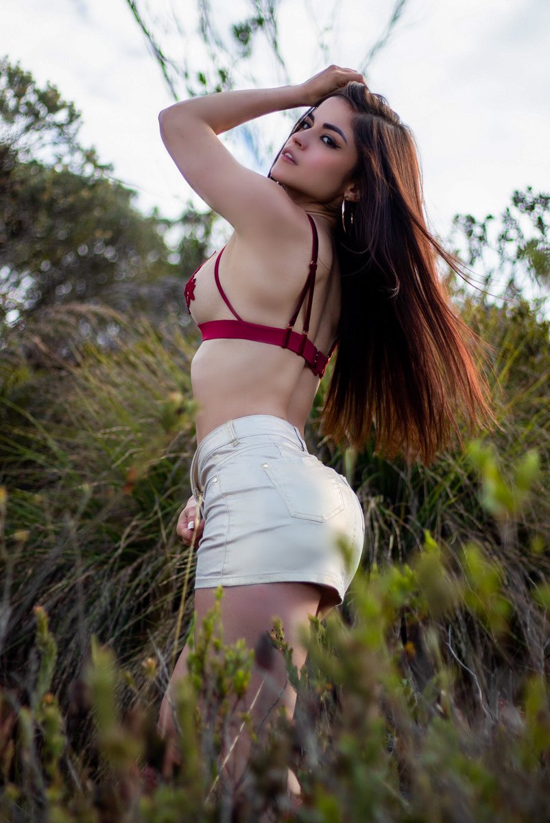 valentgarzonc's tweet photo. Buenas tardes!!! ♥️🔥 TE GUSTA MI FOTO? https://t.co/4TSSUHo081 https://t.co/79aNxtxRKb