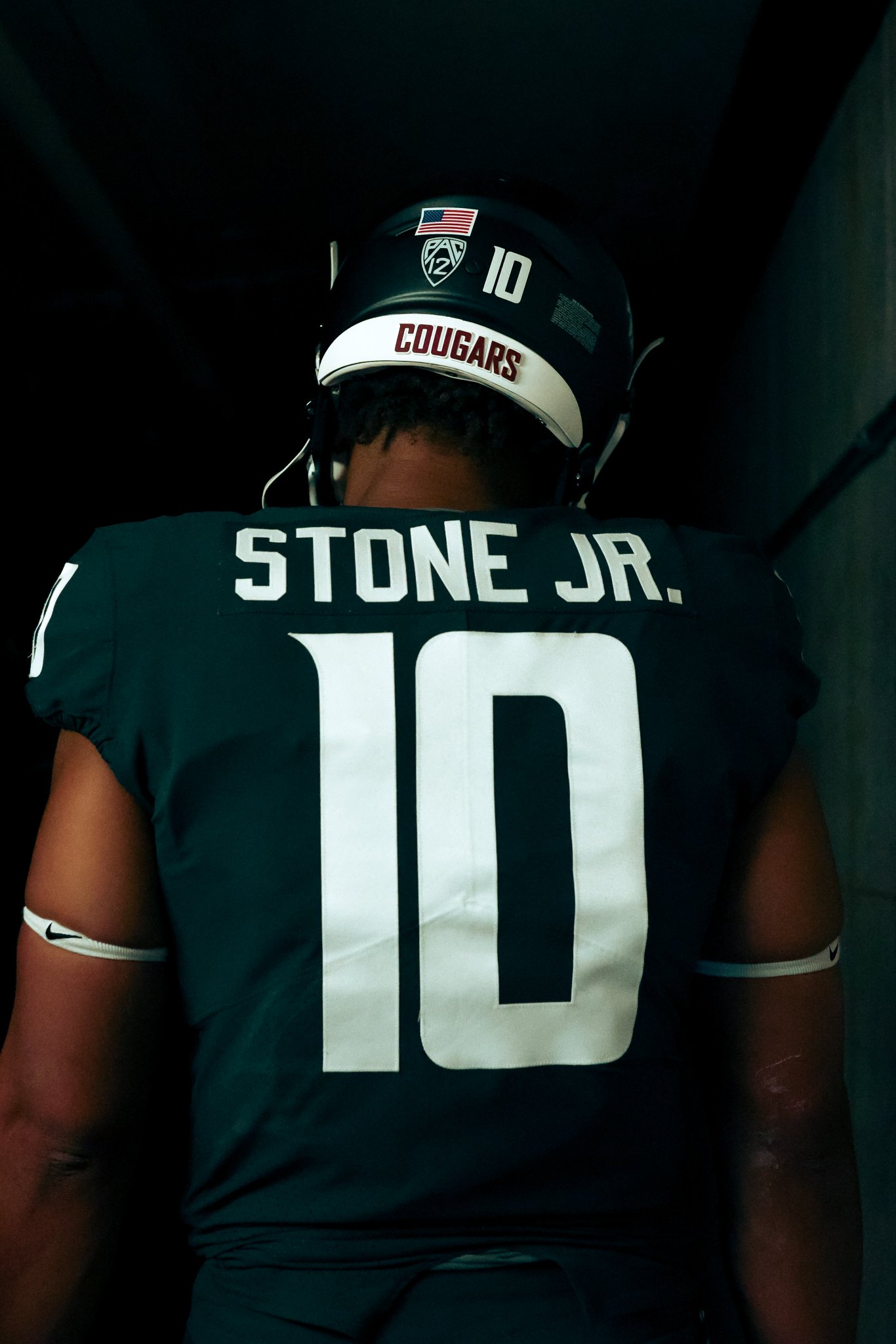 washington-state-football-on-twitter-take-a-walk-on-the-dark-side