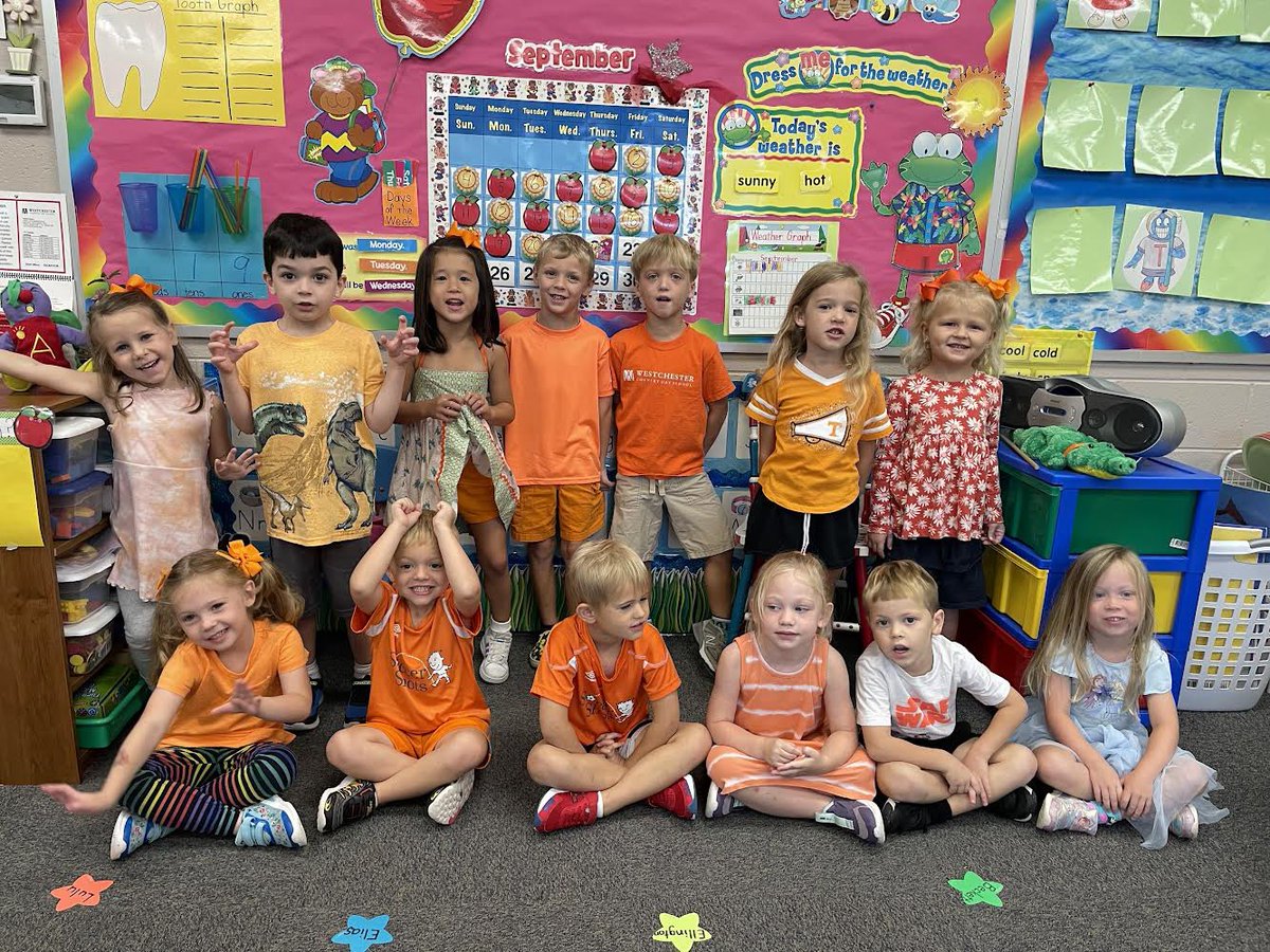 WCDS_Lower's tweet photo. Orange day was a blast! 🧡 Lots of community support for PreK and K Color days! Even the 6th grade buddies wore orange. #WCDSPreKindergarten https://t.co/DPhDUj6GnS